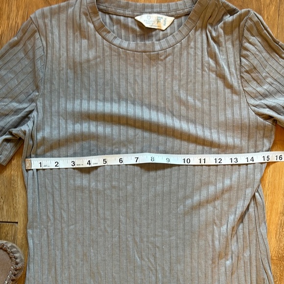 ⭐️Gray Ribbed Dress - Picture 7 of 7